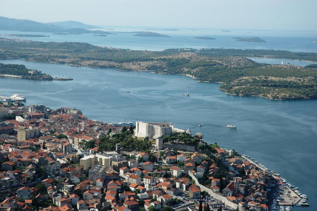 Old Town Studio Sibenik Luaran gambar